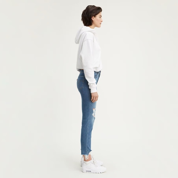 🔥🔥🔥 NWT Levi’s 724 HIGH RISE STRAIGHT CROP JEANS - Picture 7 of 12